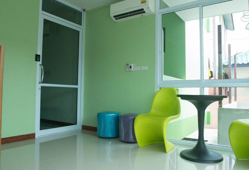 Hotel Yamjan Place 18