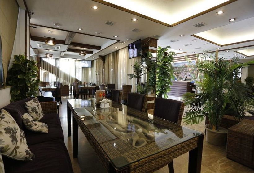 Boutique Hotel La Terrassa 16