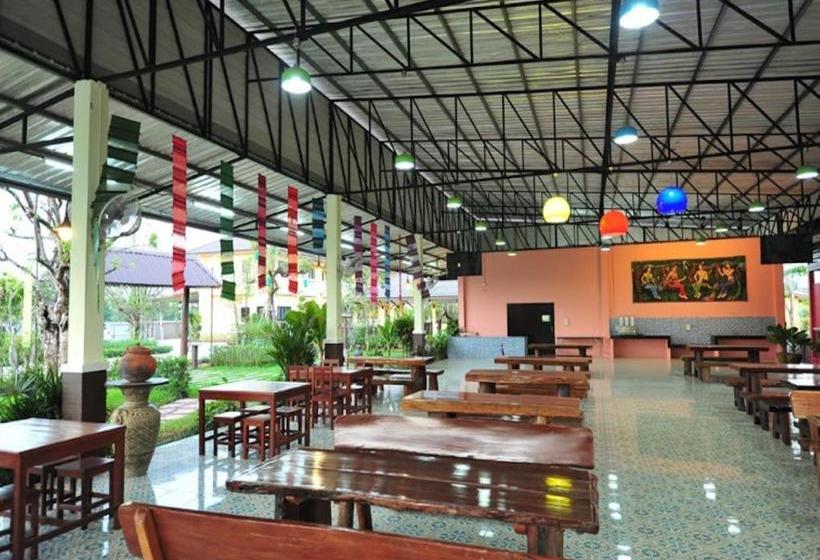 Park & Pool Resort 19