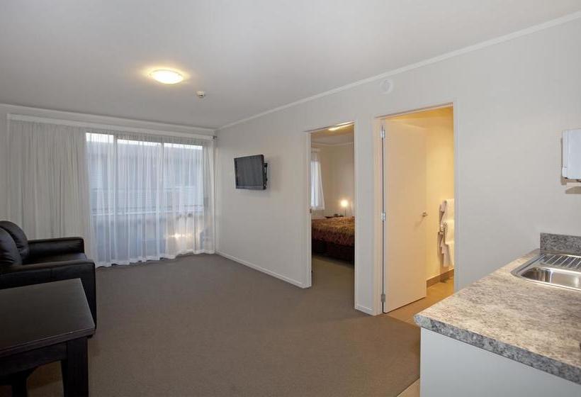 Motel Atrium On Ulster 12