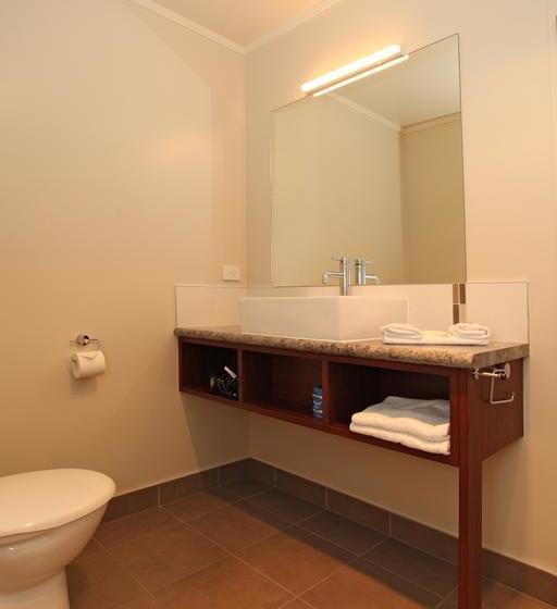 Motel Atrium On Ulster 6