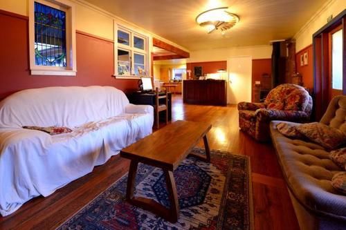 Hostel Jack In The Green Backpackers 12