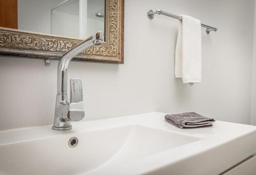 Fiesta Court Motel 13