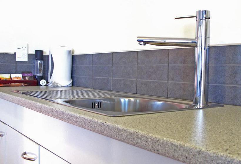 Fiesta Court Motel 17