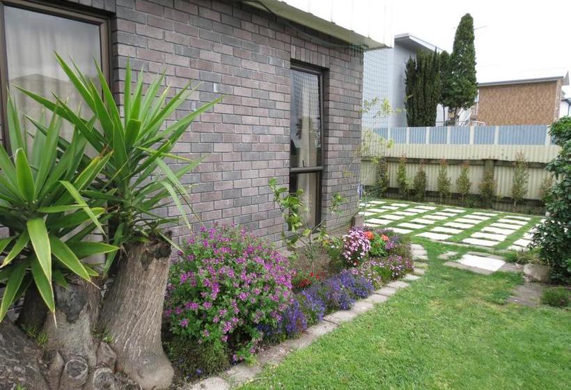 Motel Mill Lodge Motor Inn 9