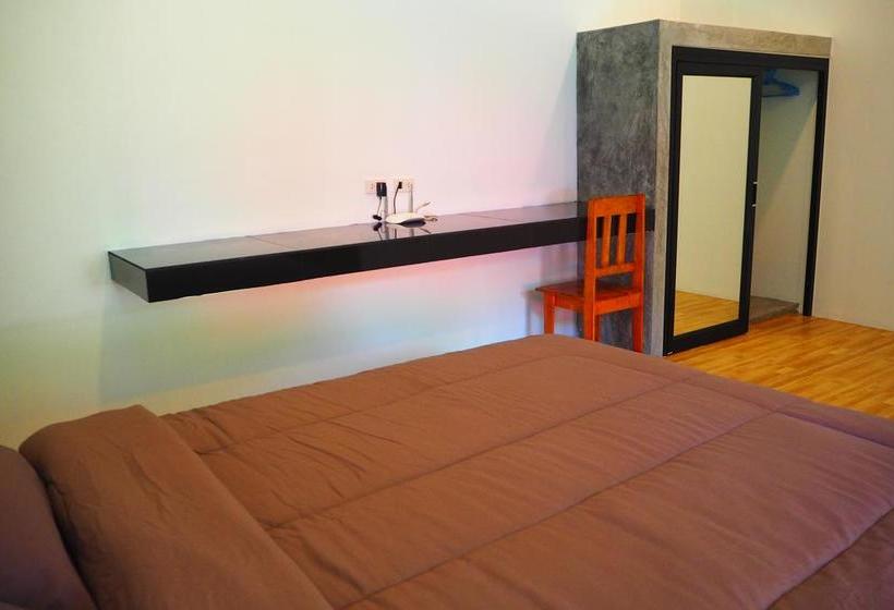 Hotel The Scenery Beach Resort 11