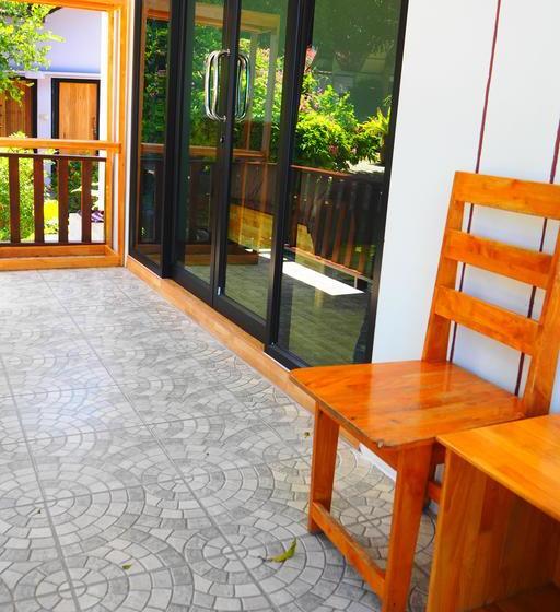 Hotel The Scenery Beach Resort 6