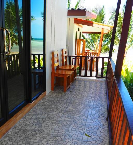 Hotel The Scenery Beach Resort 7