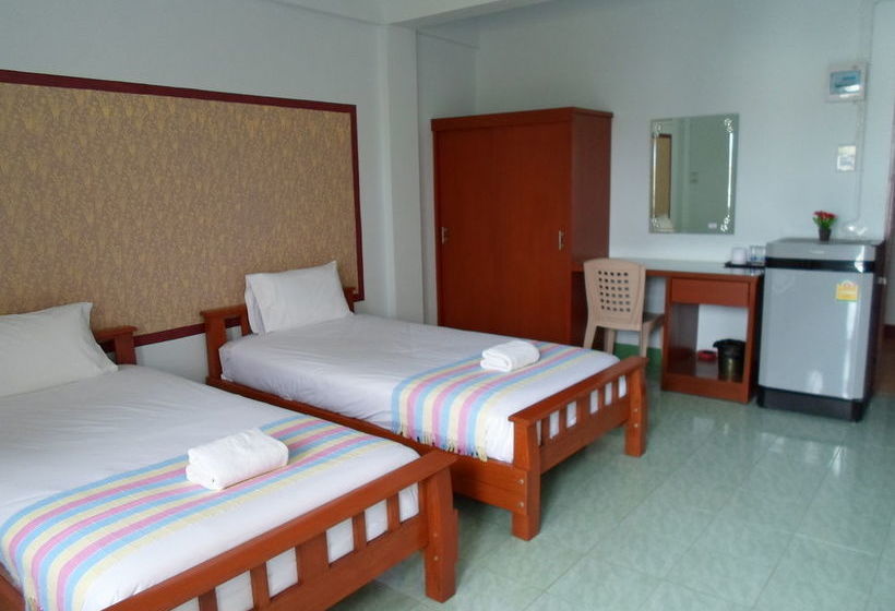 Hotel Ban Maitreejit 8