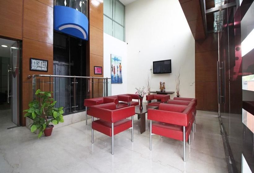 Hotel Zo Rooms Noida Sector 62 3