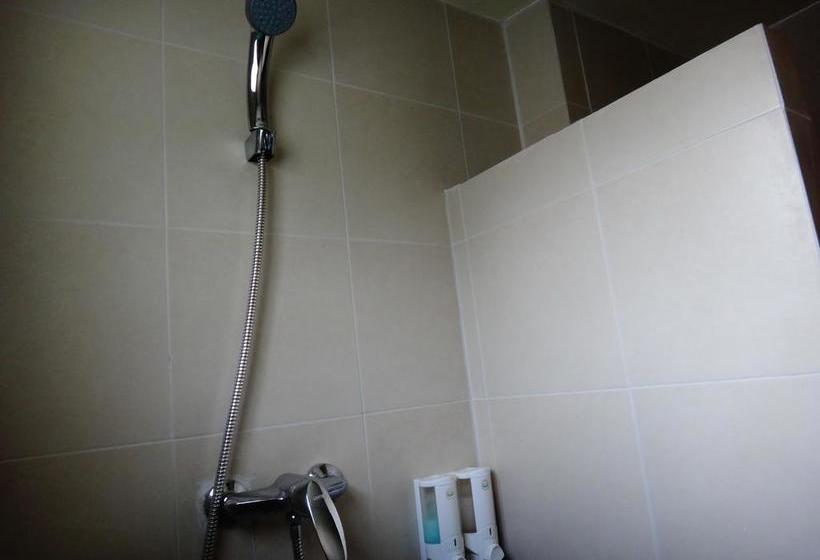 Phangan Pearl Hostel 9