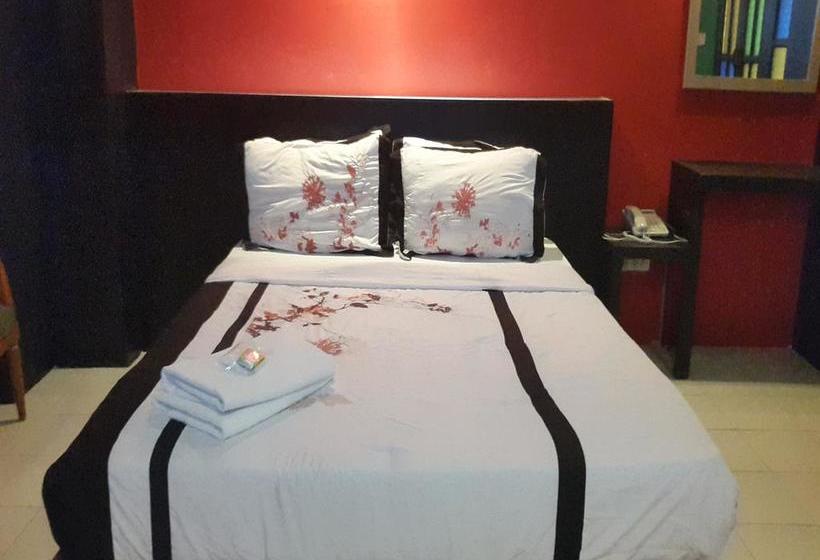 Hotel Bangkok Travel Suites 19