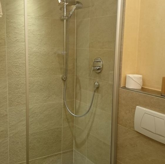 Hotel Zum Schweizerbartl 12