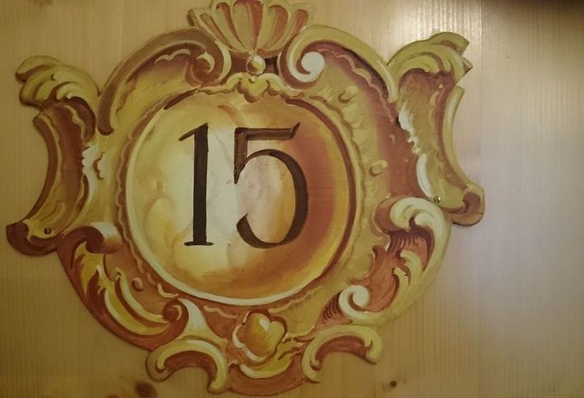 Hotel Zum Schweizerbartl 18