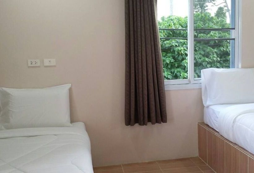 Hostel Sairee Center Guesthouse 16