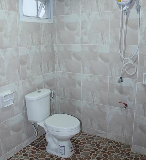 Hostel Sairee Center Guesthouse 4