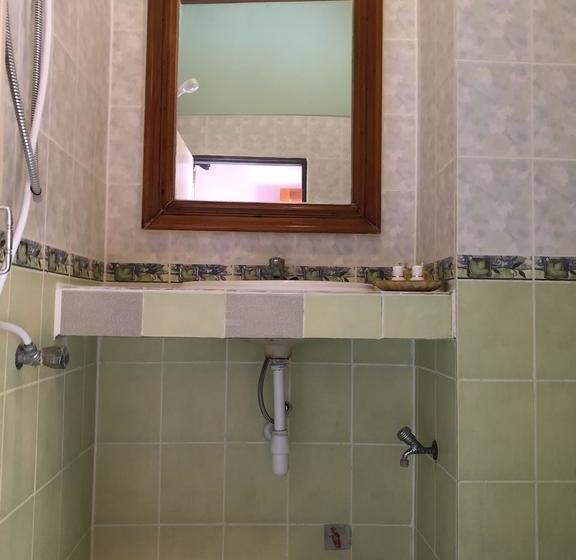 Hotel Koh Tao Tropicana Resort 8