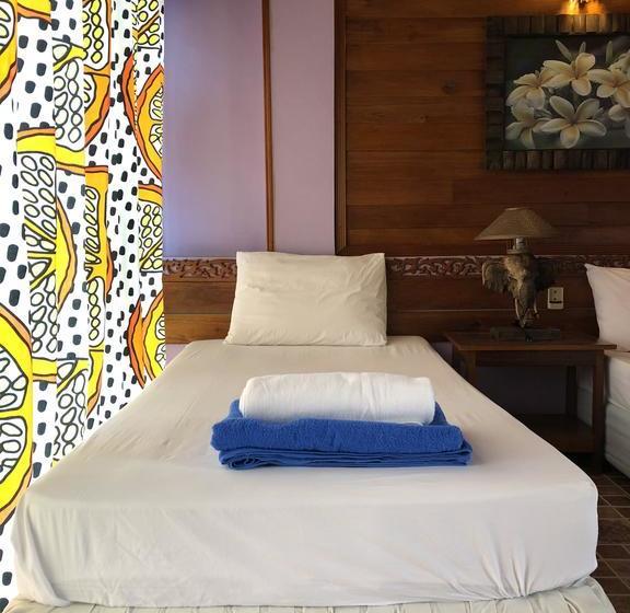 Hotel Koh Tao Tropicana Resort 9