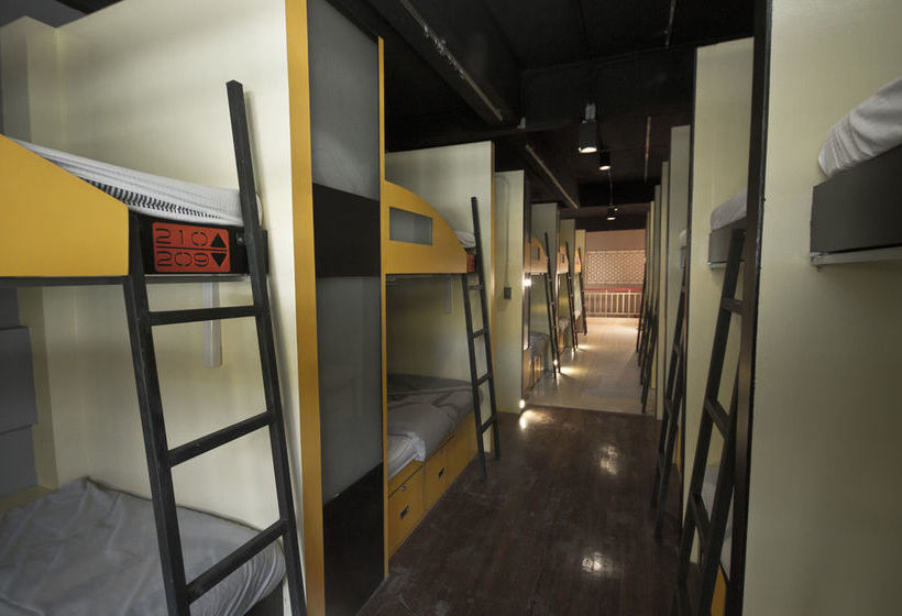 The Hive Hatyai Hostel 16