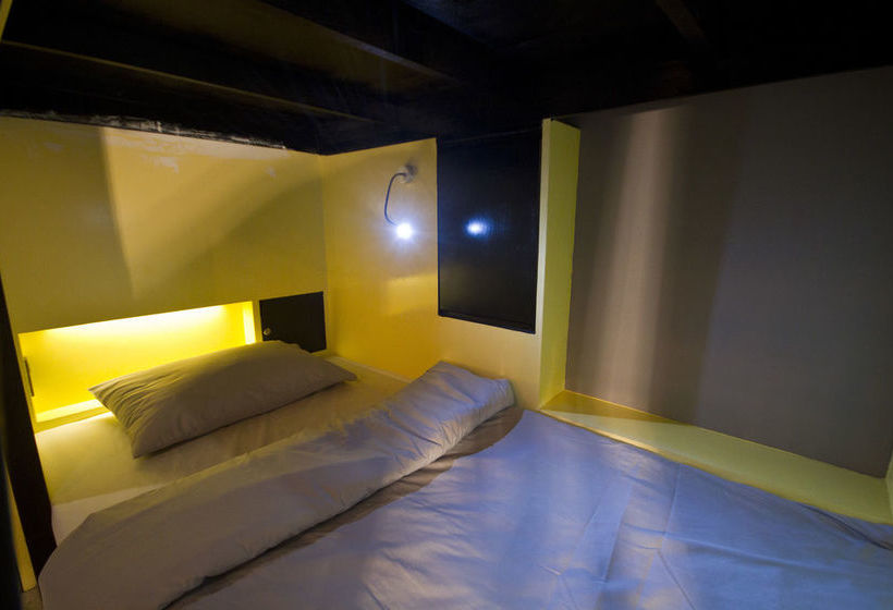 The Hive Hatyai Hostel 7