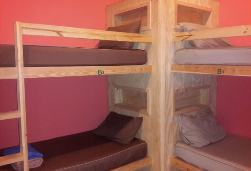 Hostel Relax Corner Inn 16