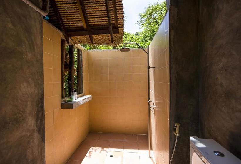 Hotel Baan Talay Koh Tao 11