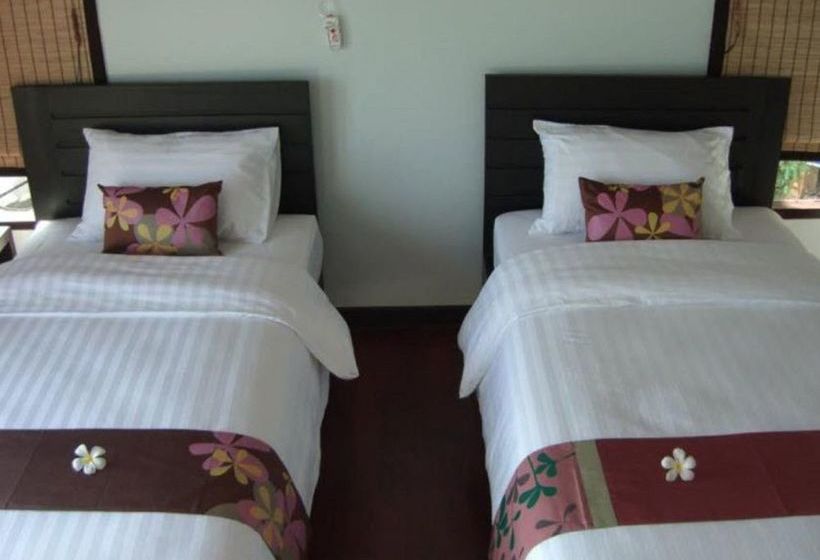 Hotel Chintakiri Resort 11