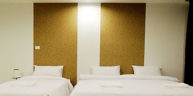 Hotel Khaotalo Hill Resort 9