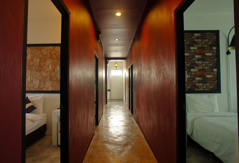 Hotel Walking Street Residence 18