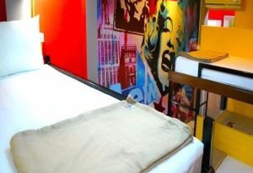 Hostel Baan Talay Guesthouse & Dormitory 13