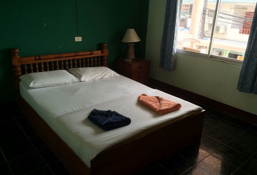 Hostel Baan Talay Guesthouse & Dormitory 9