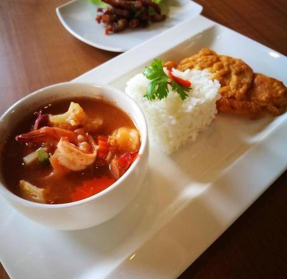 Hotel The Terminal Khon Kaen 2