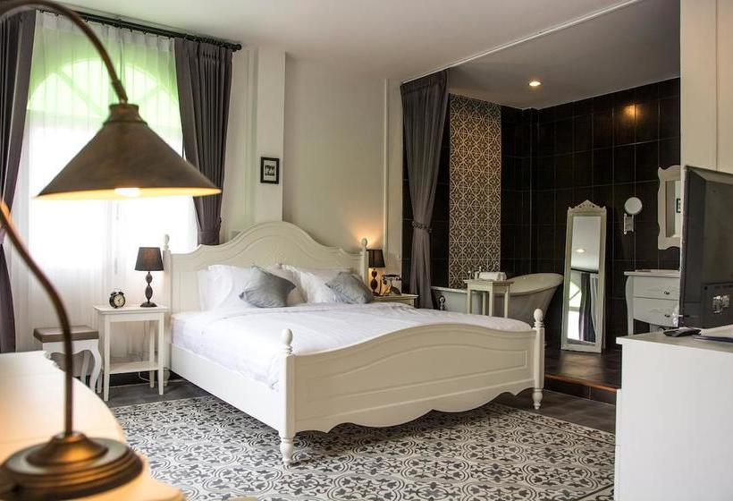 Pension Nidhra Lanna 8