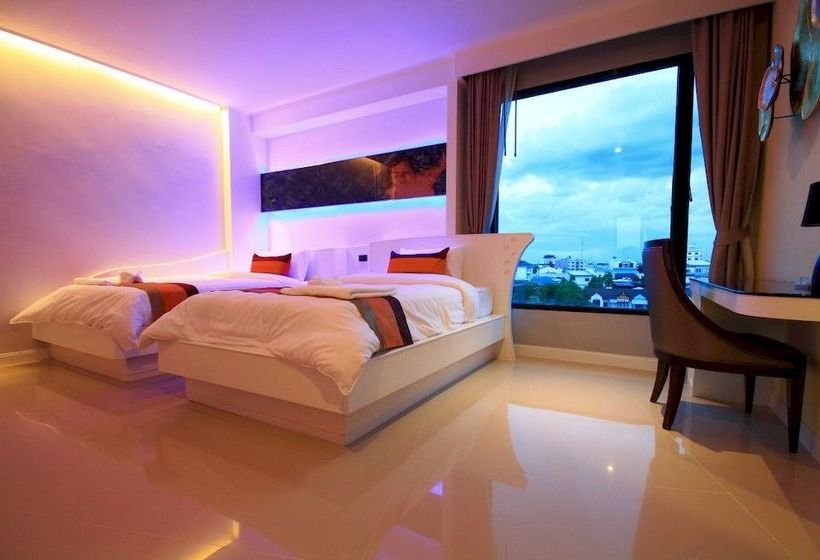 Hotel Mantra Varee 1