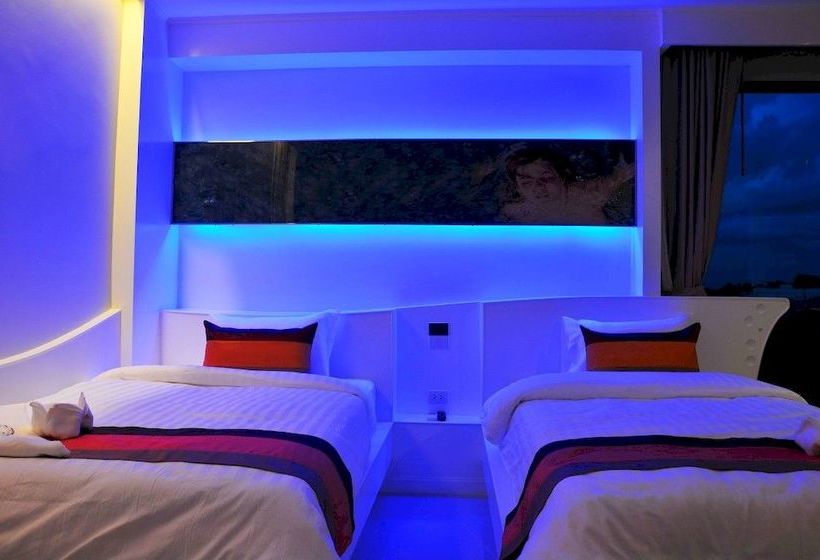 Hotel Mantra Varee 3