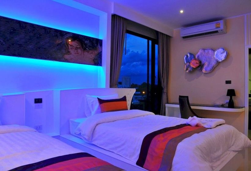 Hotel Mantra Varee 4