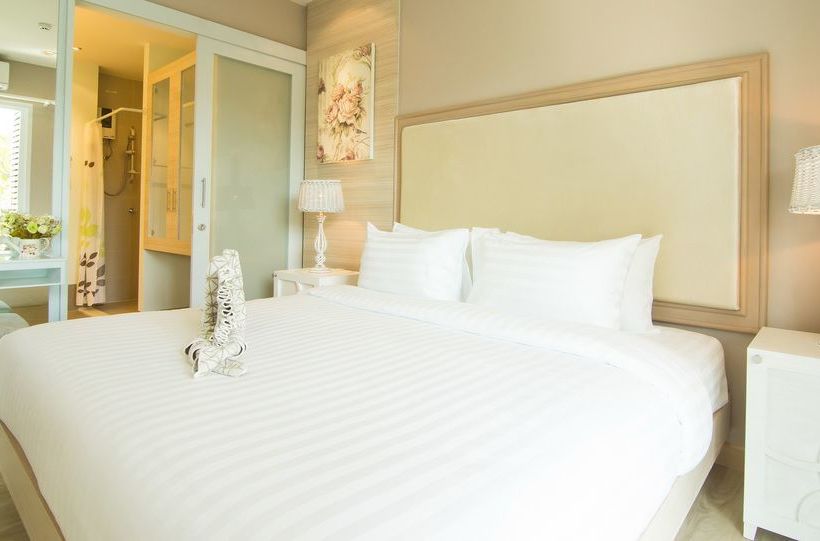 Hotel The Sea Condominium 12