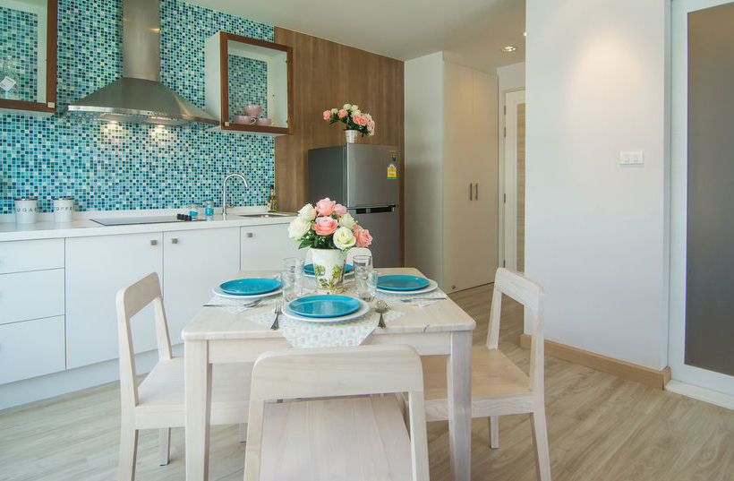 Hotel The Sea Condominium 16