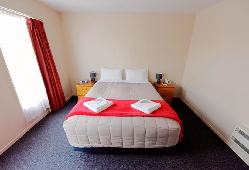 Addington Stadium Motel 12