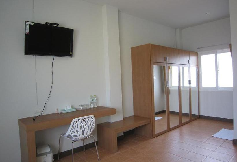 Hotel Palm Driving Range & Resort 10