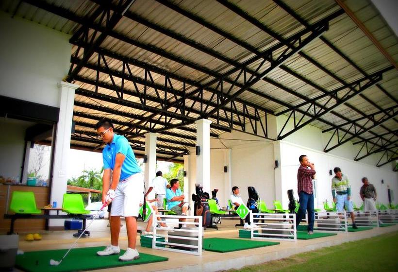 Hotel Palm Driving Range & Resort 8