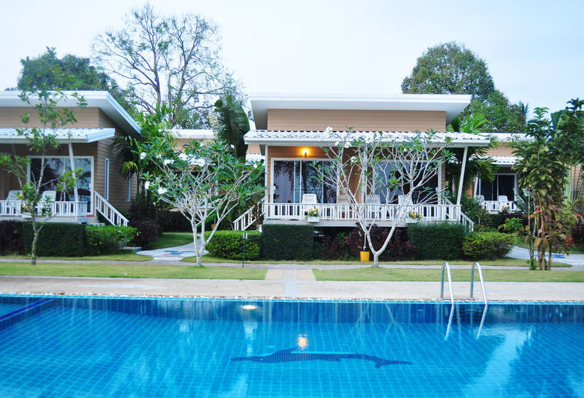 Hotel Rimlay Villas 13