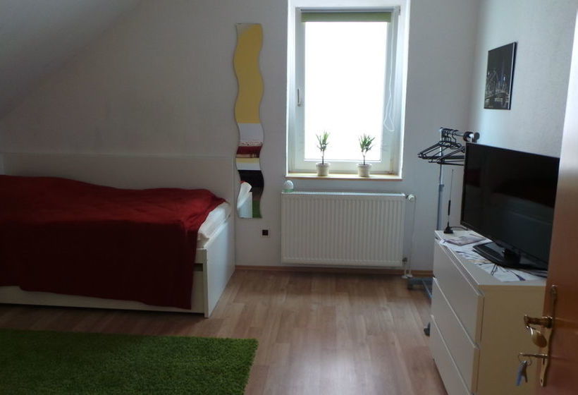 Pension Schlafgelegenheit 14