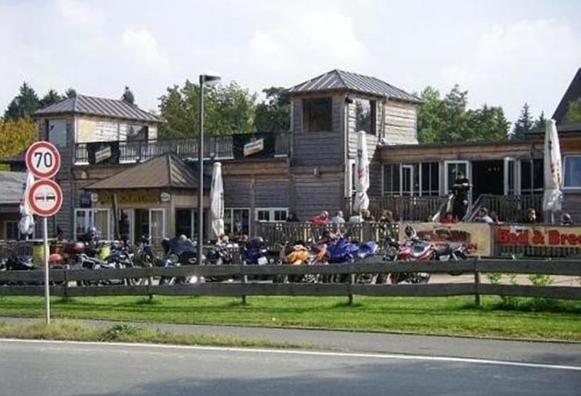 Hotel Big Mountain Restaurant & Hostel 1