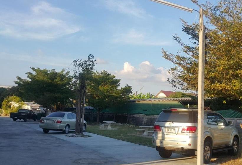 Hotel Sorworakit Living Residence 6