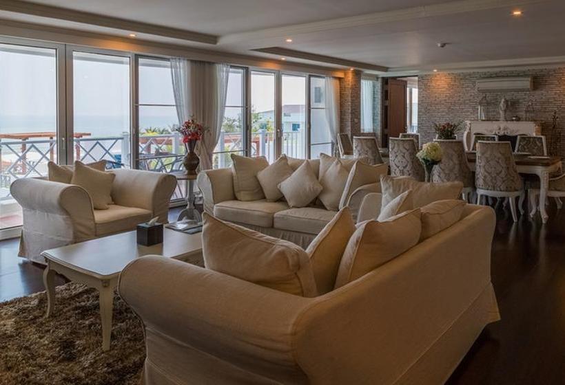 Hotel The Verona Riviera 11