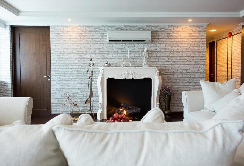 Hotel The Verona Riviera 12