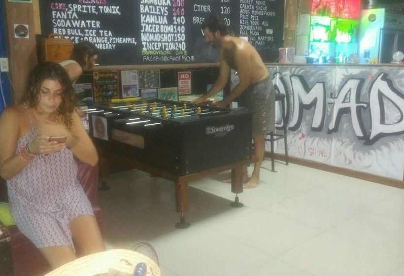 Hostel The Nomad House 11