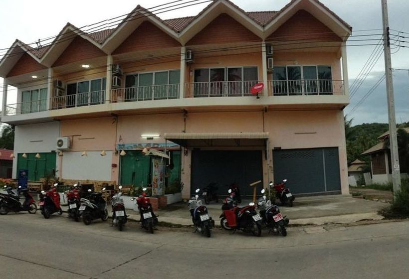 Hostel The Nomad House 14