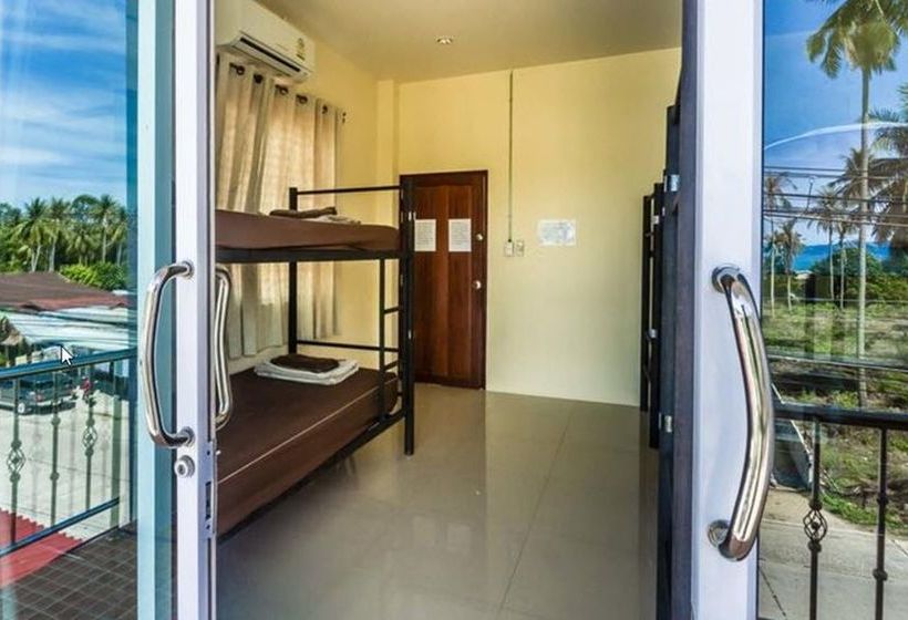 Hostel The Nomad House 5